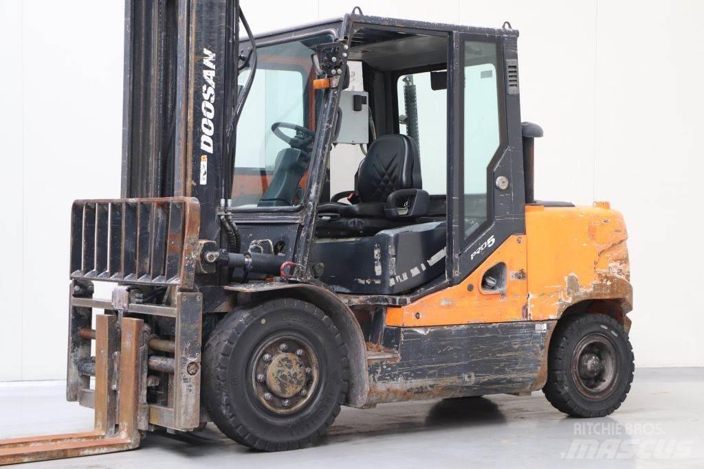 Doosan D50SC-5 Дизельные погрузчики