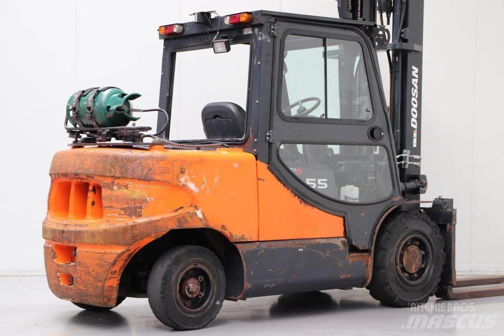 Doosan G55SC-5 Газовые погрузчики