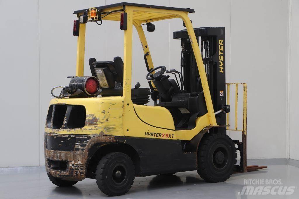 Hyster H2.5XT Газовые погрузчики