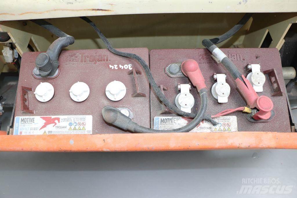 JLG 3246 ES Ножничные подъемники