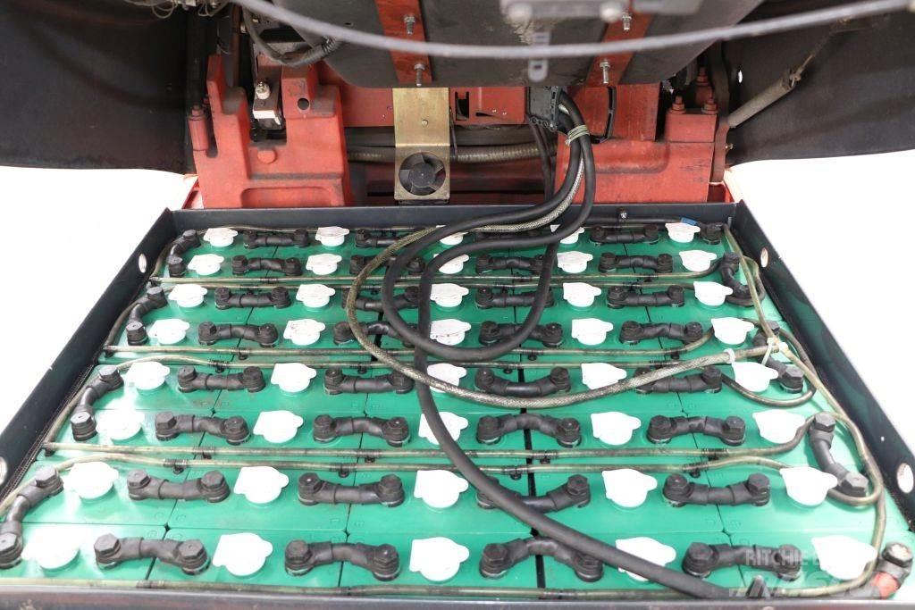 Linde E30S-03/600 Электропогрузчики