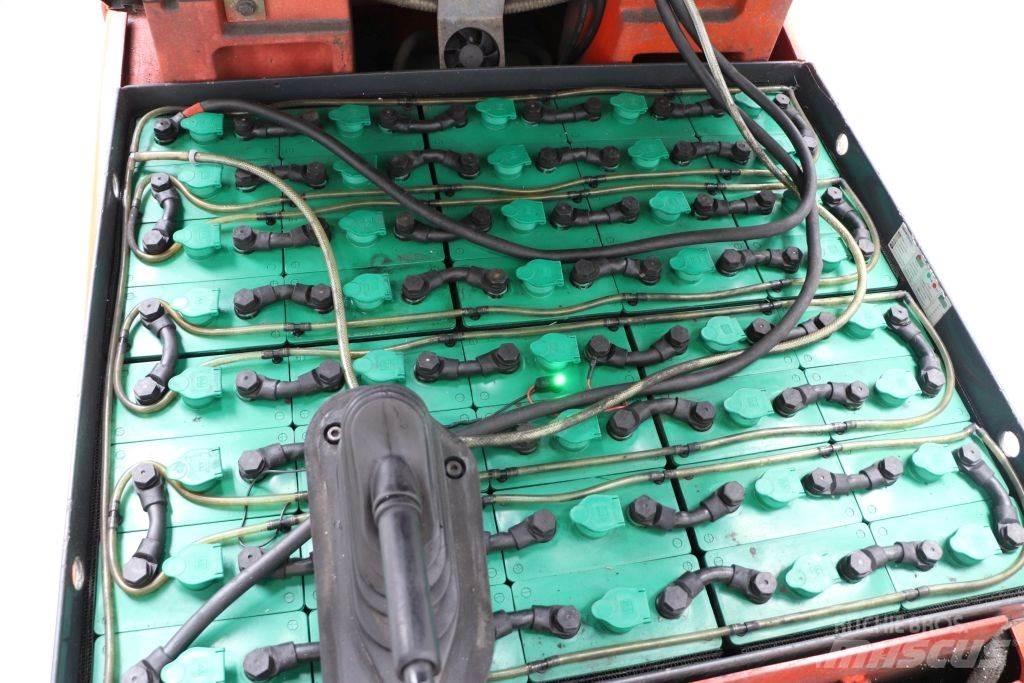 Linde E30S-03/600 Электропогрузчики