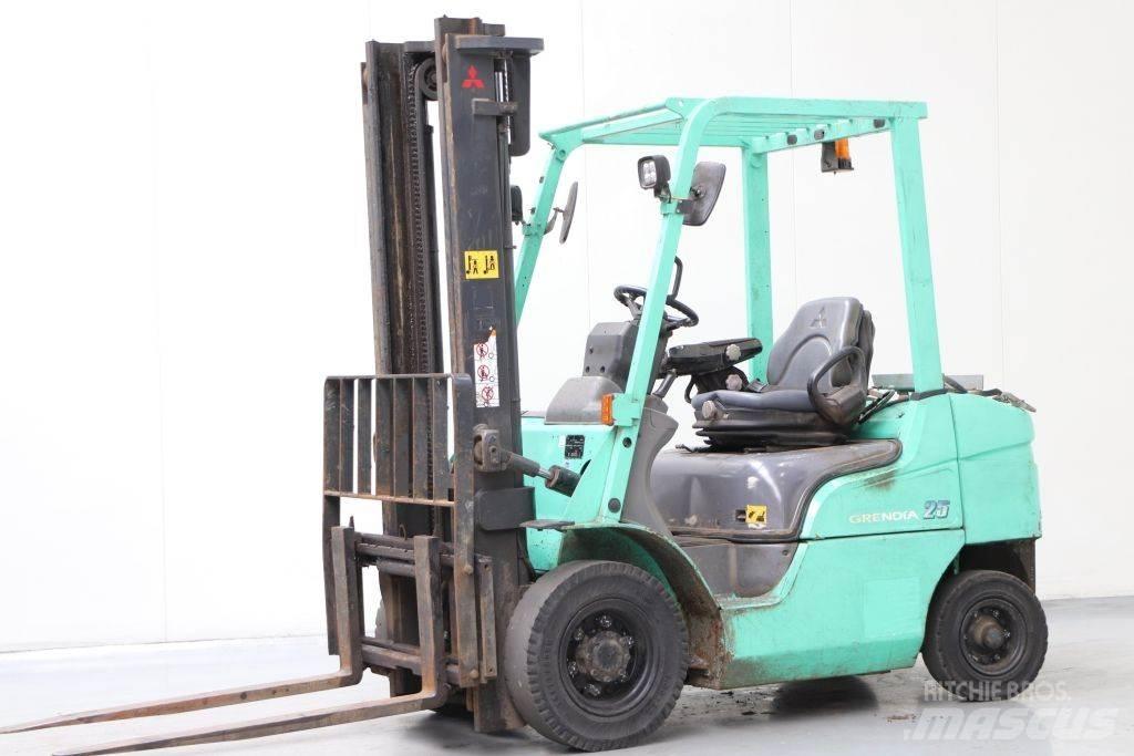 Mitsubishi FG25NT Газовые погрузчики