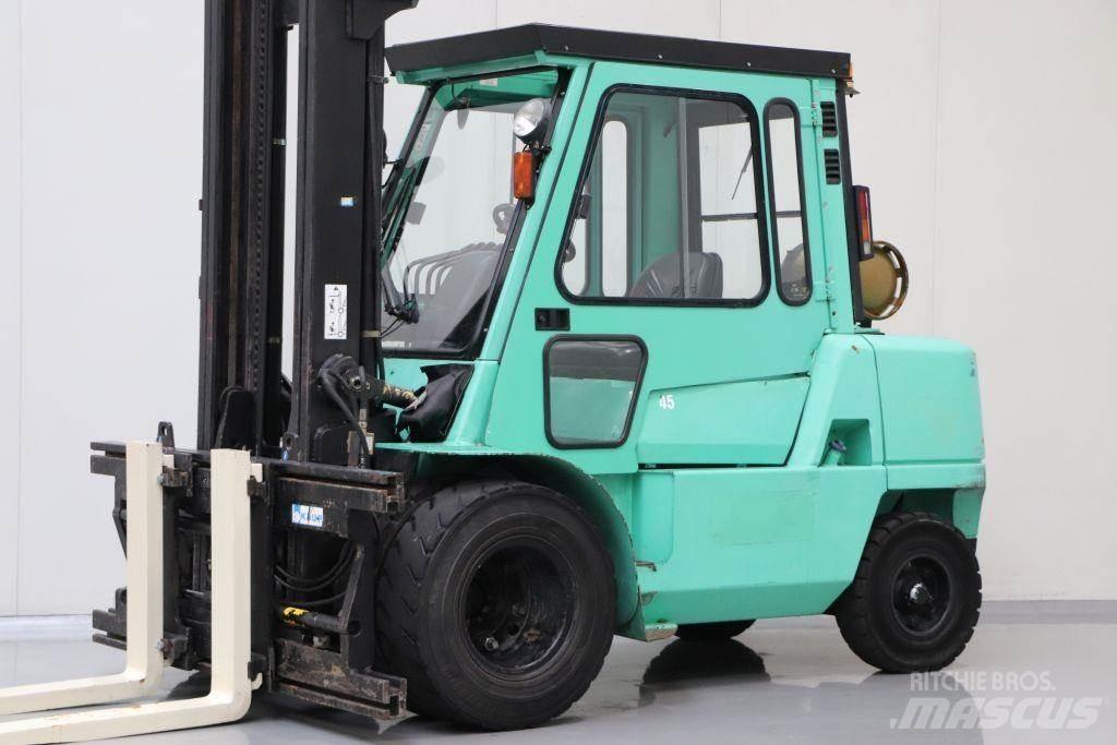 Mitsubishi FG45K Газовые погрузчики