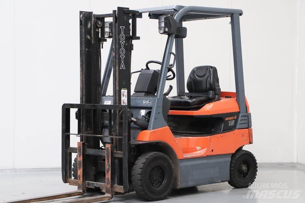Toyota 7FB15 Электропогрузчики