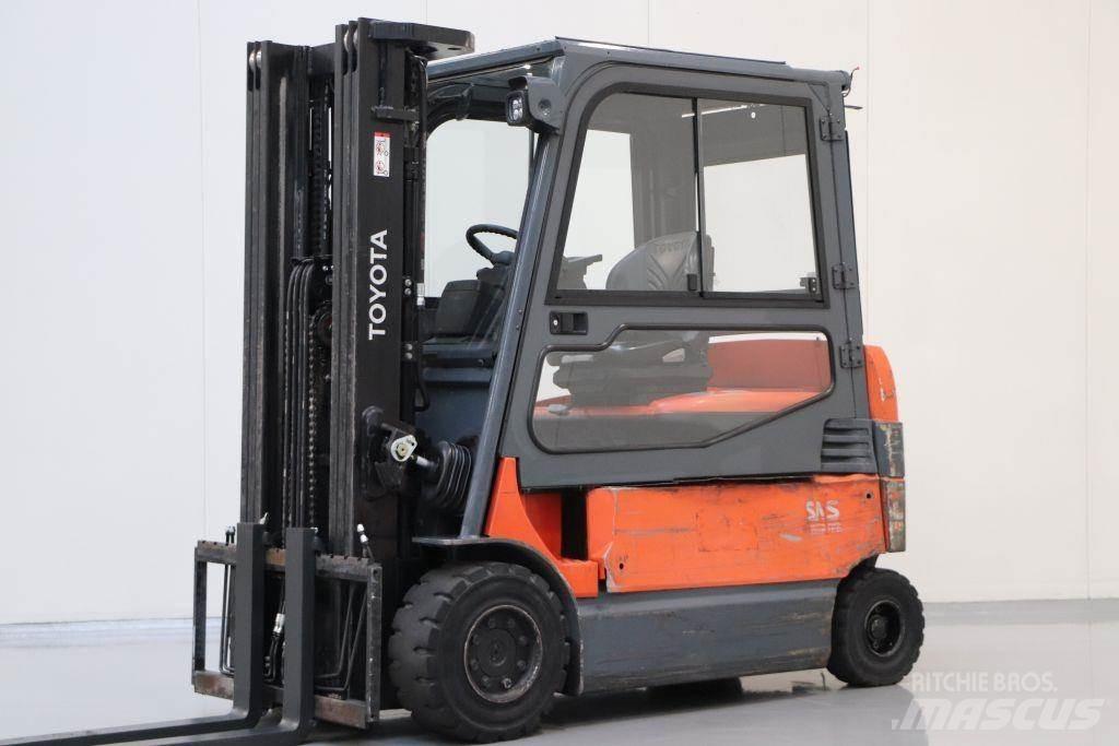 Toyota 7FBMF30 Электропогрузчики