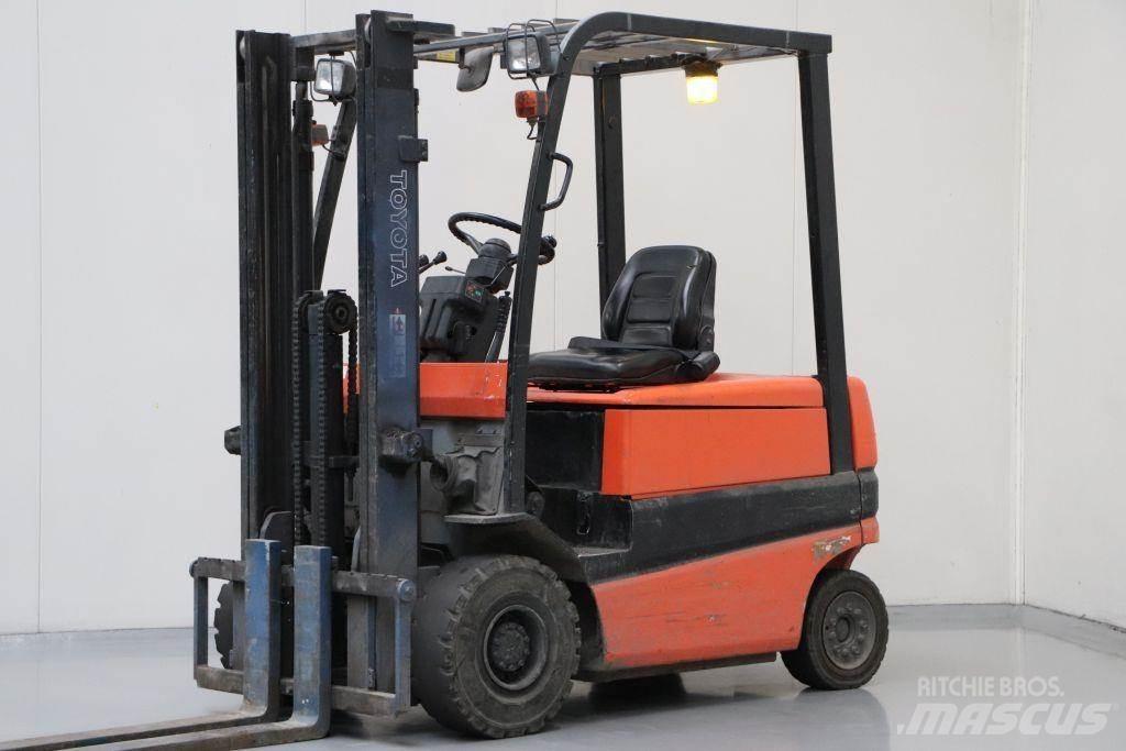 Toyota FBMF25 Электропогрузчики