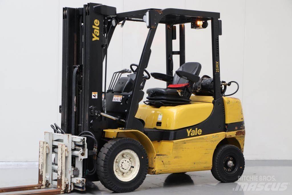 Yale GLP25MX Газовые погрузчики