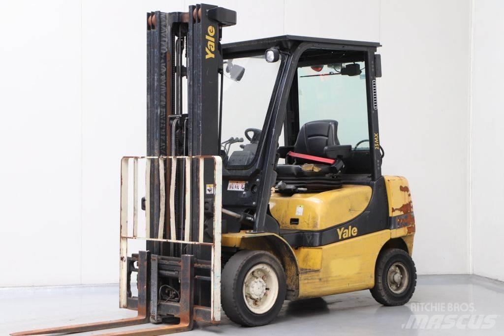 Yale GLP25MX Газовые погрузчики