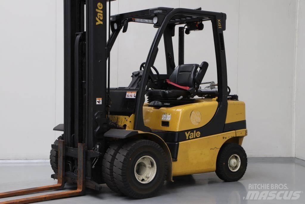 Yale GLP25VX Газовые погрузчики
