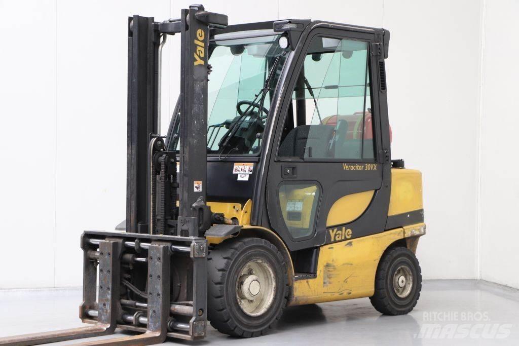 Yale GLP30VX Газовые погрузчики