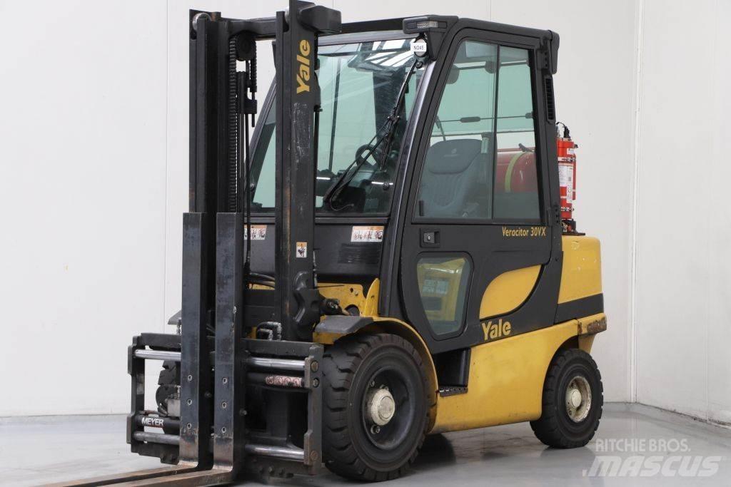 Yale GLP30VX Газовые погрузчики