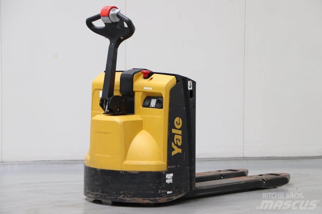 Yale MP16 Ручные электрические тележки