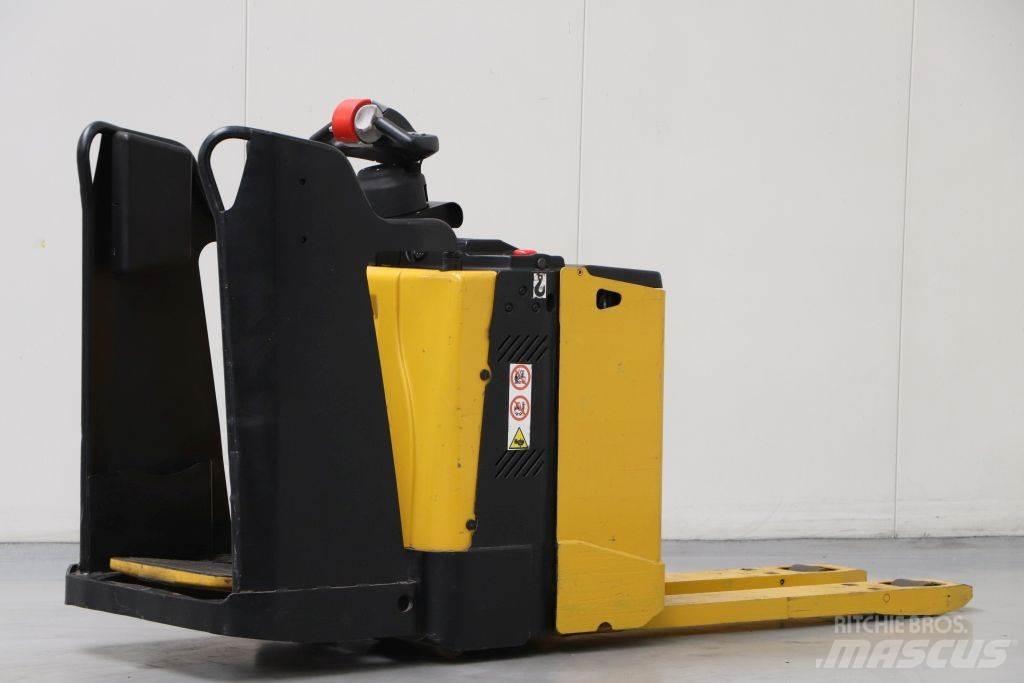 Yale MP20X Ручные электрические тележки