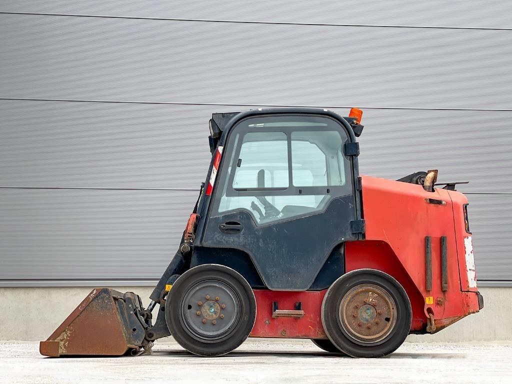 JCB R260 Мини-погрузчики