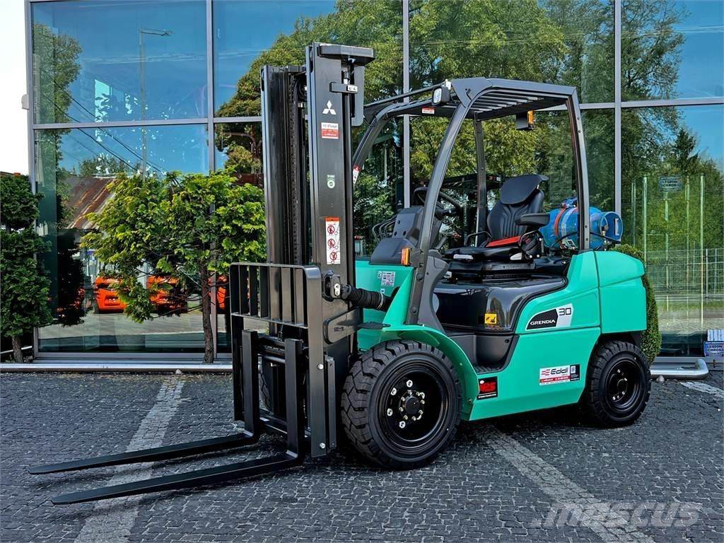 Mitsubishi FG30N Газовые погрузчики