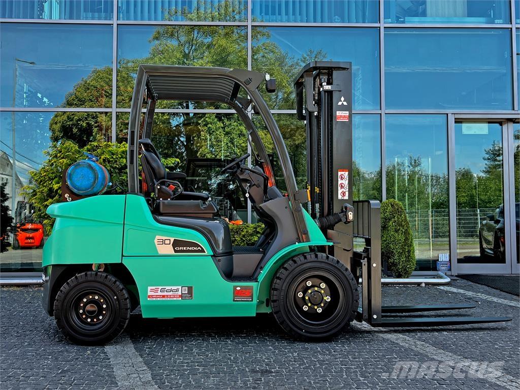 Mitsubishi FG30N Газовые погрузчики