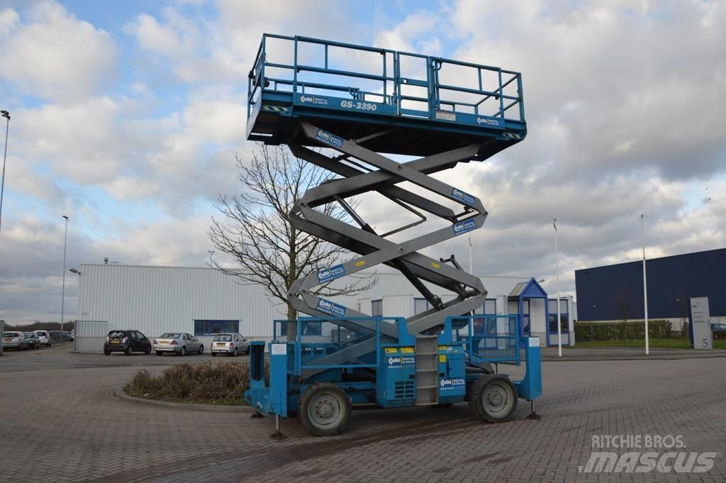 Genie GS3390 RT Ножничные подъемники