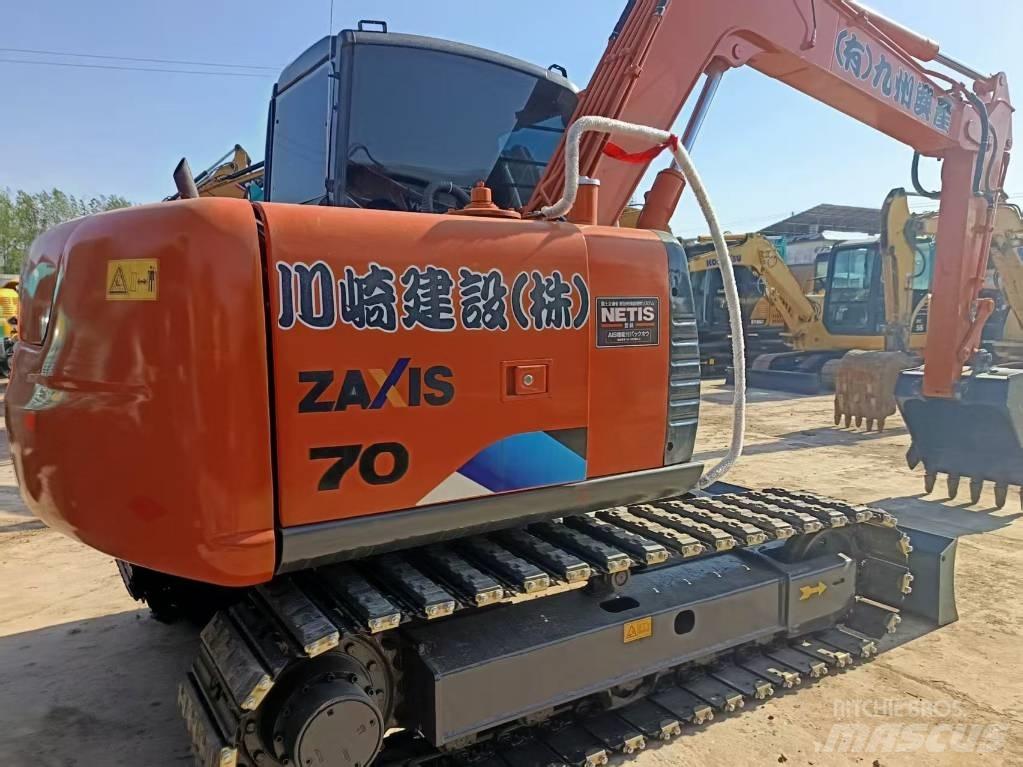 Hitachi ZX 70 Гусеничные экскаваторы