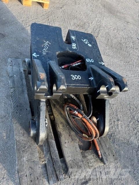 Volvo QUICK COUPLERS Квик-каплеры