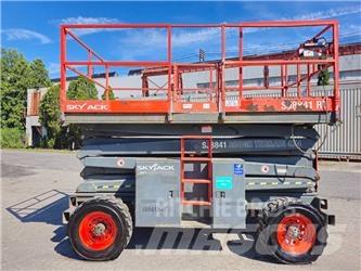 SkyJack SJ8841RT Ножничные подъемники
