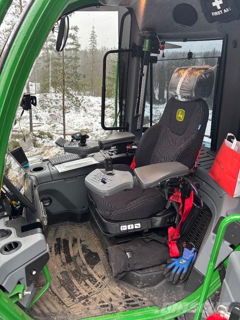 John Deere 1170G Харвестеры