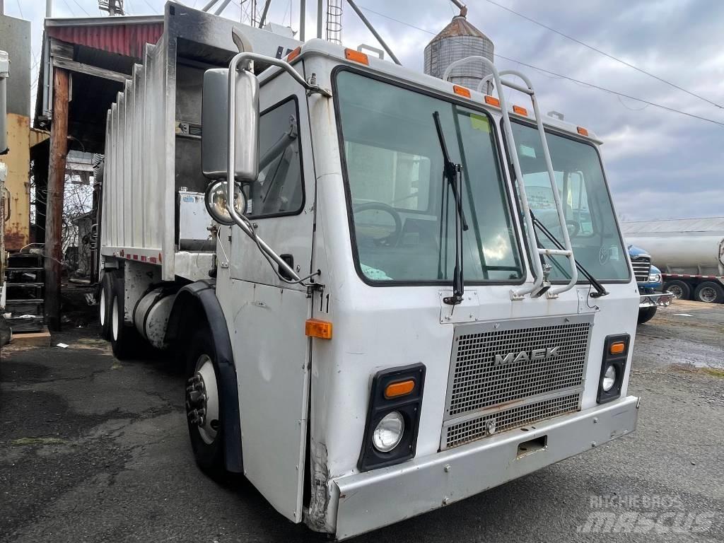 Mack LE613 Мусоровозы
