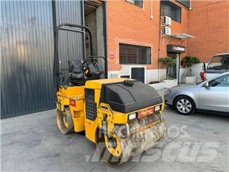 Dynapac CC 122 Уплотнители грунта