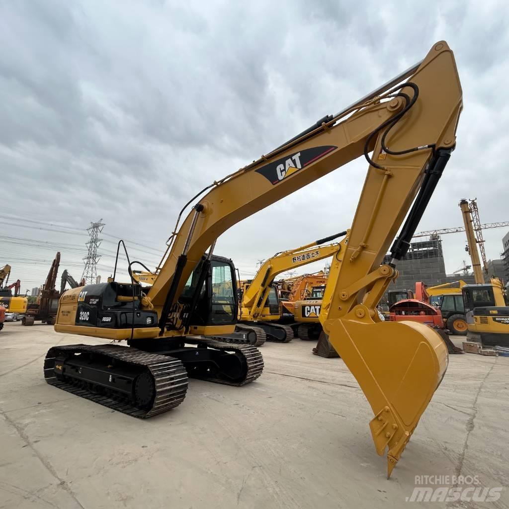 CAT 320C Гусеничные экскаваторы