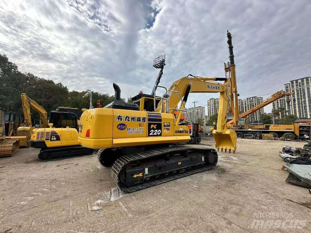 Komatsu pc220 Гусеничные экскаваторы
