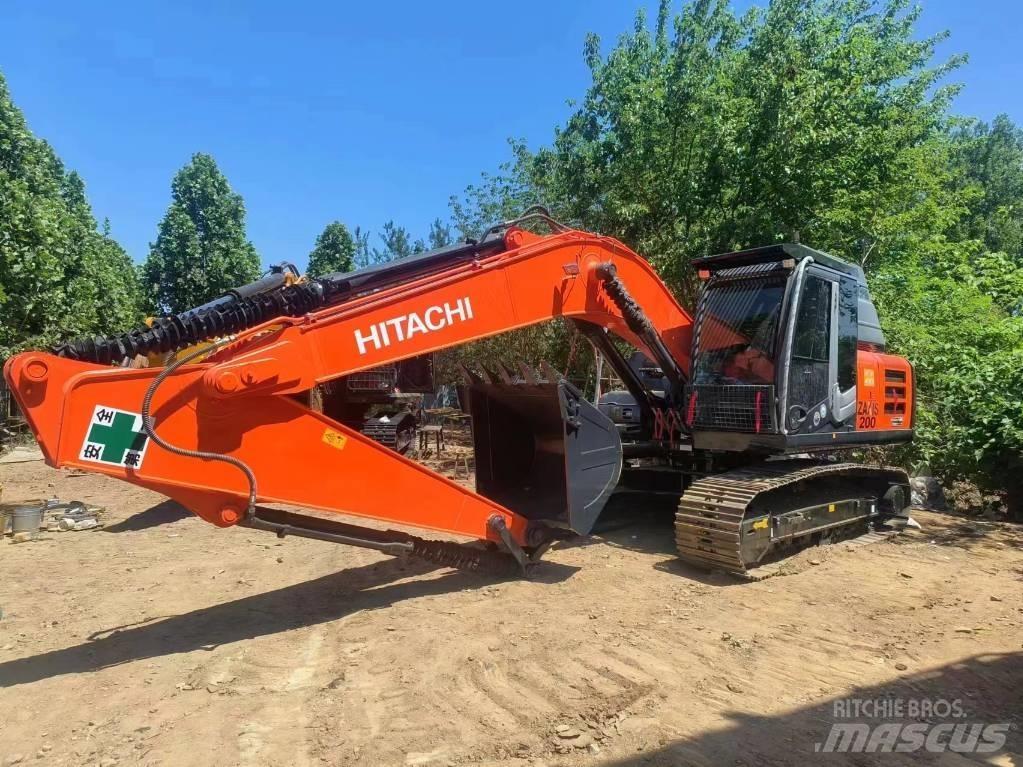 Hitachi ZX200 Гусеничные экскаваторы