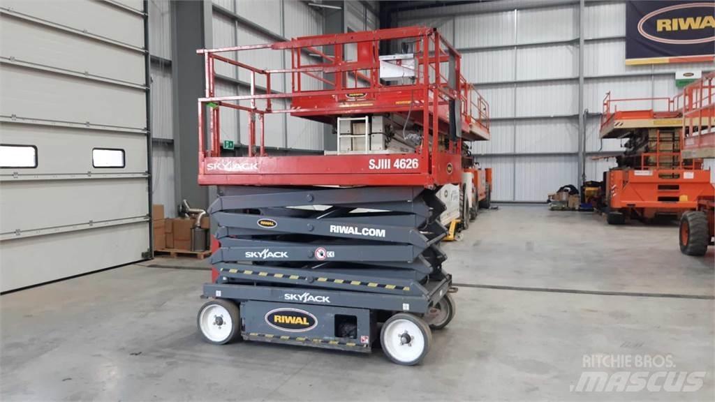 SkyJack SJIII4626 Ножничные подъемники