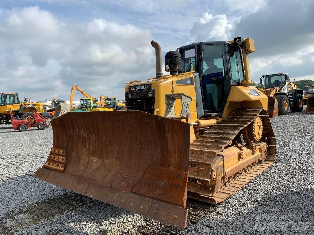 CAT D 6 N XL Гусеничные бульдозеры