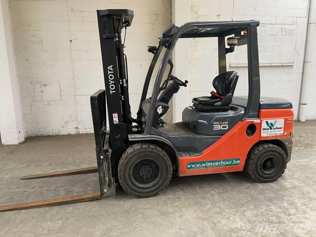 Toyota 52-8 FD 30 Дизельные погрузчики