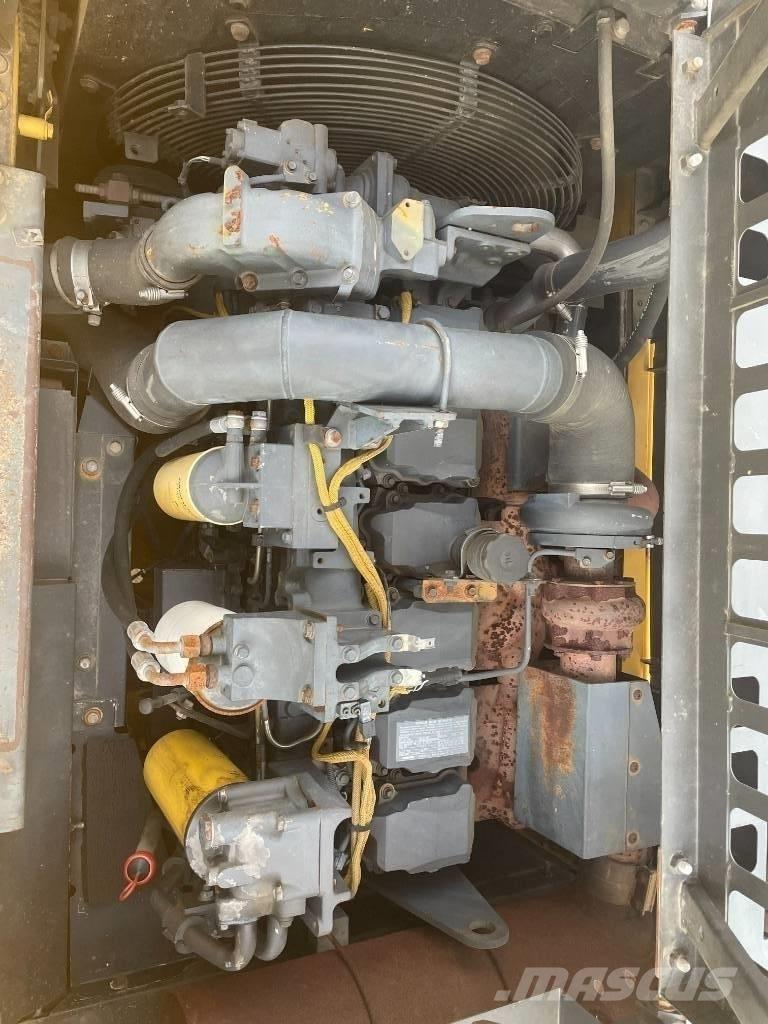 Komatsu PC 400-8 Гусеничные экскаваторы