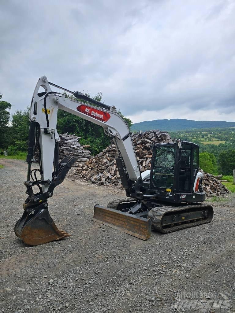 Bobcat E 88 R2 Гусеничные экскаваторы