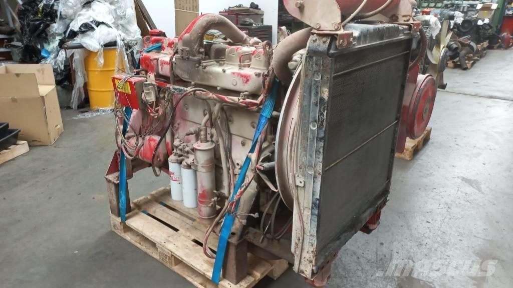 Volvo TD121G Двигатели