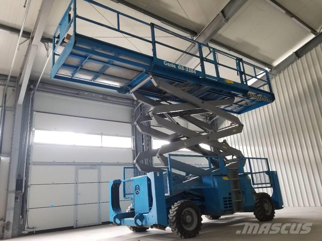Genie GS3384 RT 4x4 Ножничные подъемники