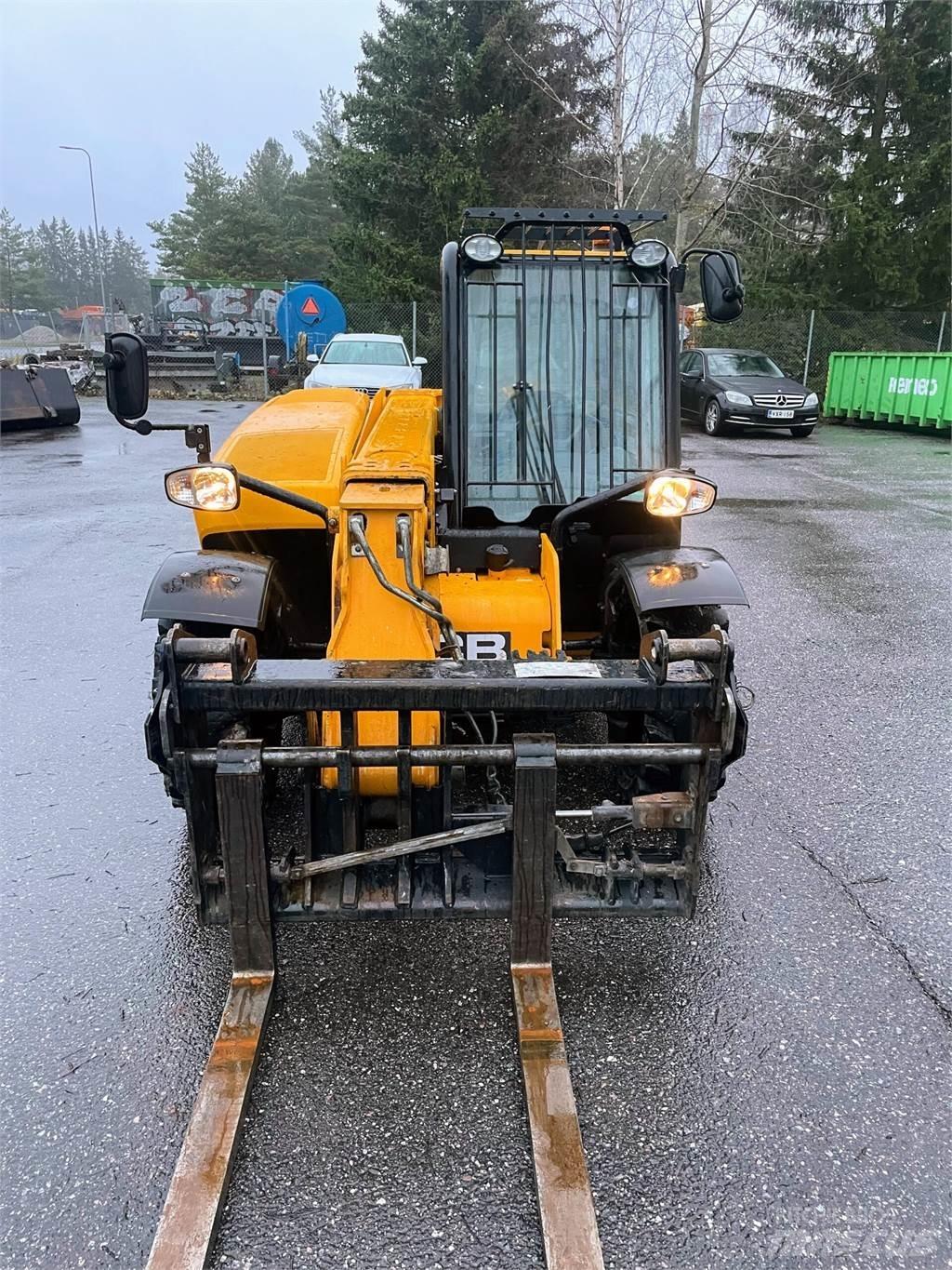 JCB 525-60T5 Телескопические погрузчики