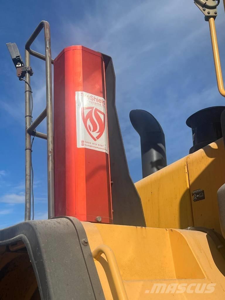 Volvo L 180 E HL Фронтальные погрузчики