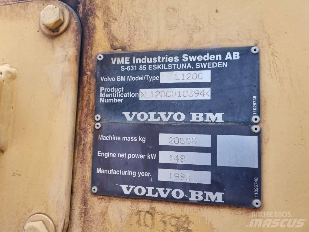 Volvo BM L120C Фронтальные погрузчики