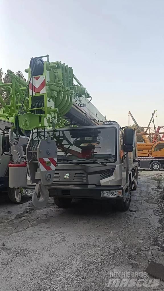 Zoomlion 25吨 Автокраны