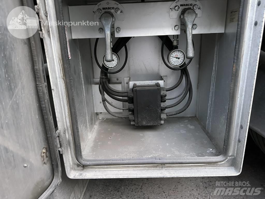 Limetec VPU 438 Прицепы-фургоны