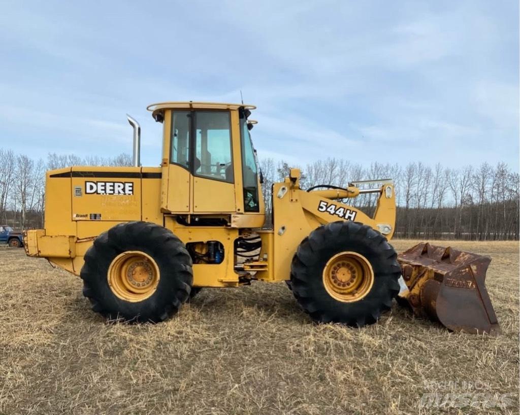 DEERE 544H Фронтальные погрузчики