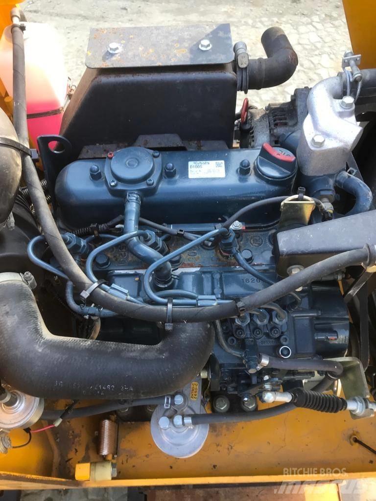 JCB VM 1500 Катки тротуарные