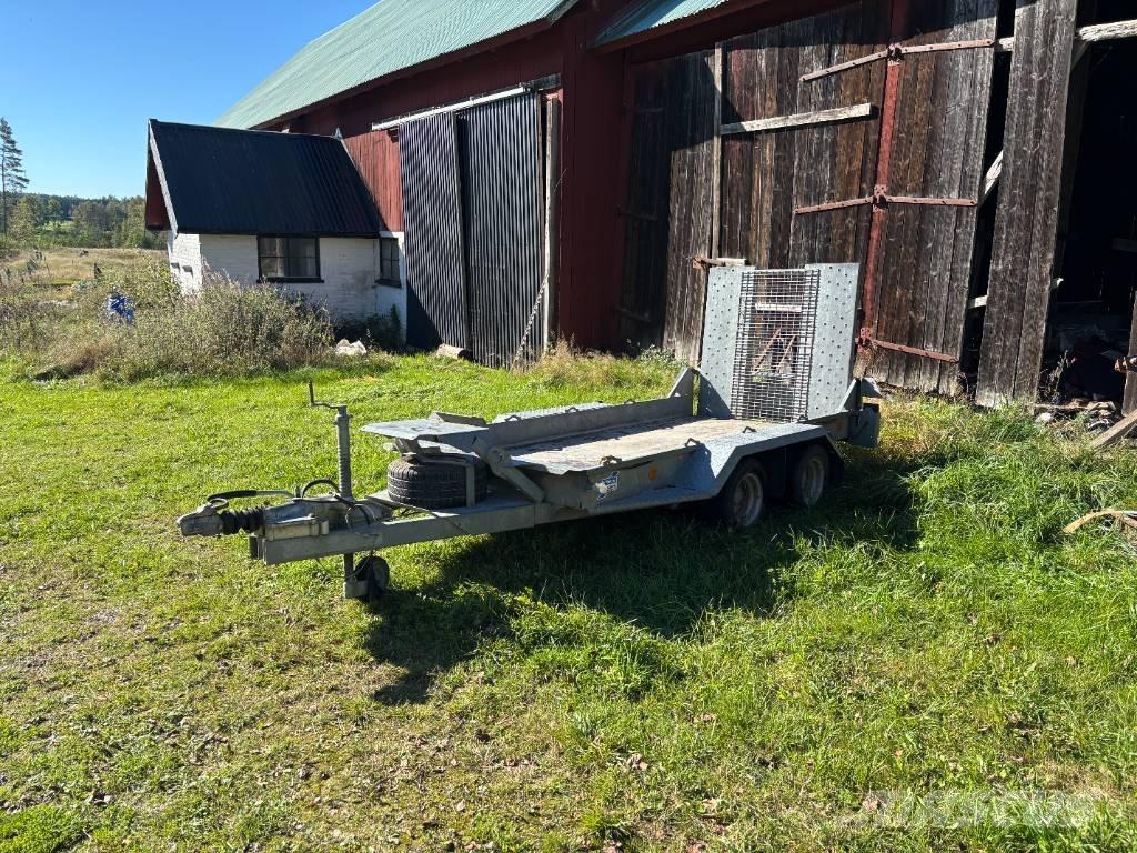 Ifor Williams 2 HB Низкорамные прицепы