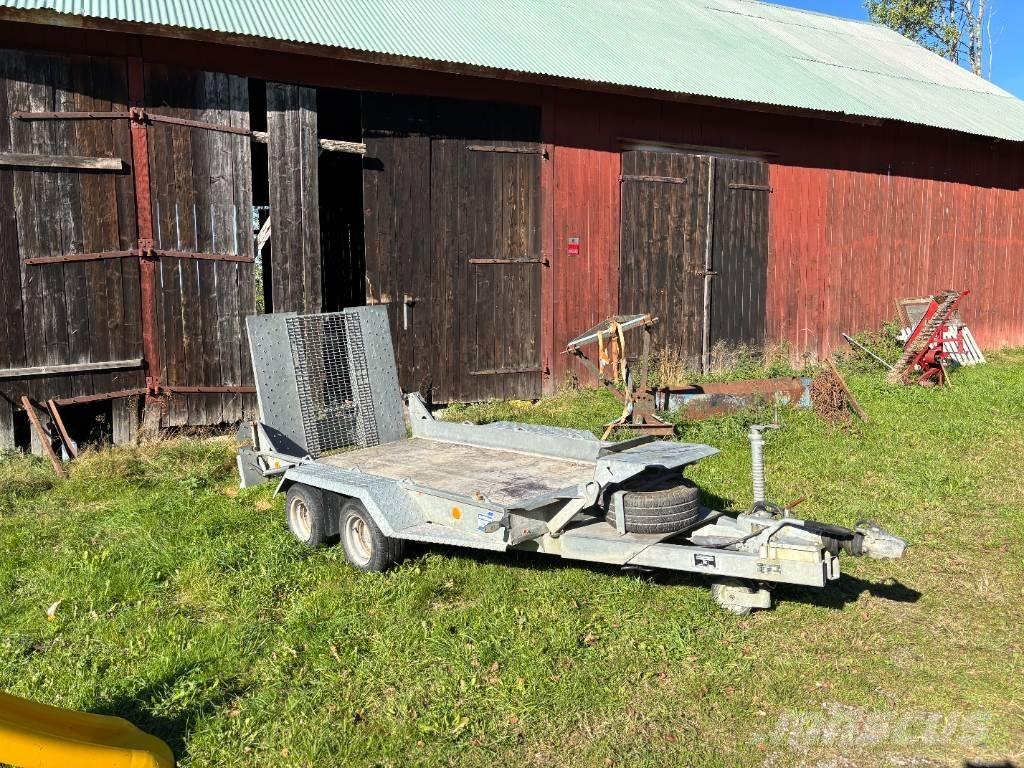 Ifor Williams 2 HB Низкорамные прицепы