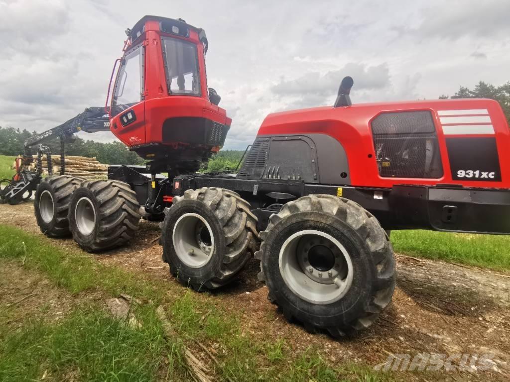 Komatsu 931 XC Харвестеры