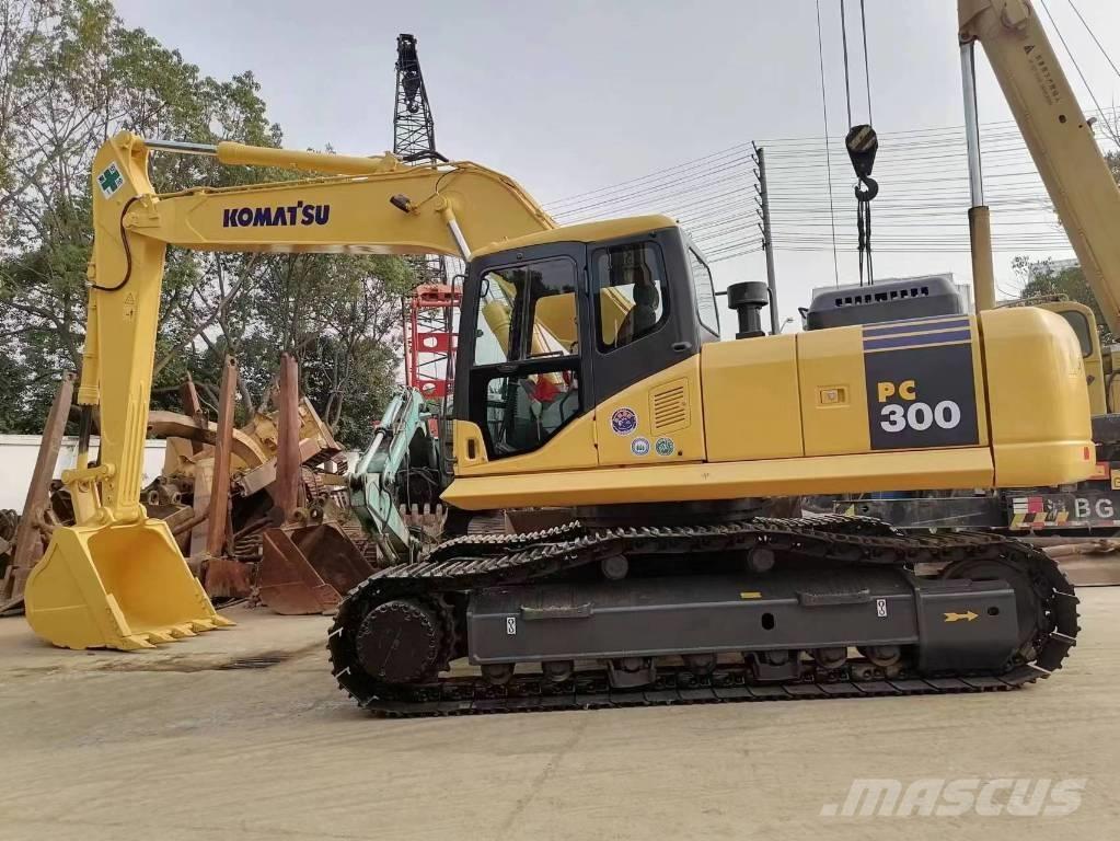 Komatsu PC 300 Гусеничные экскаваторы