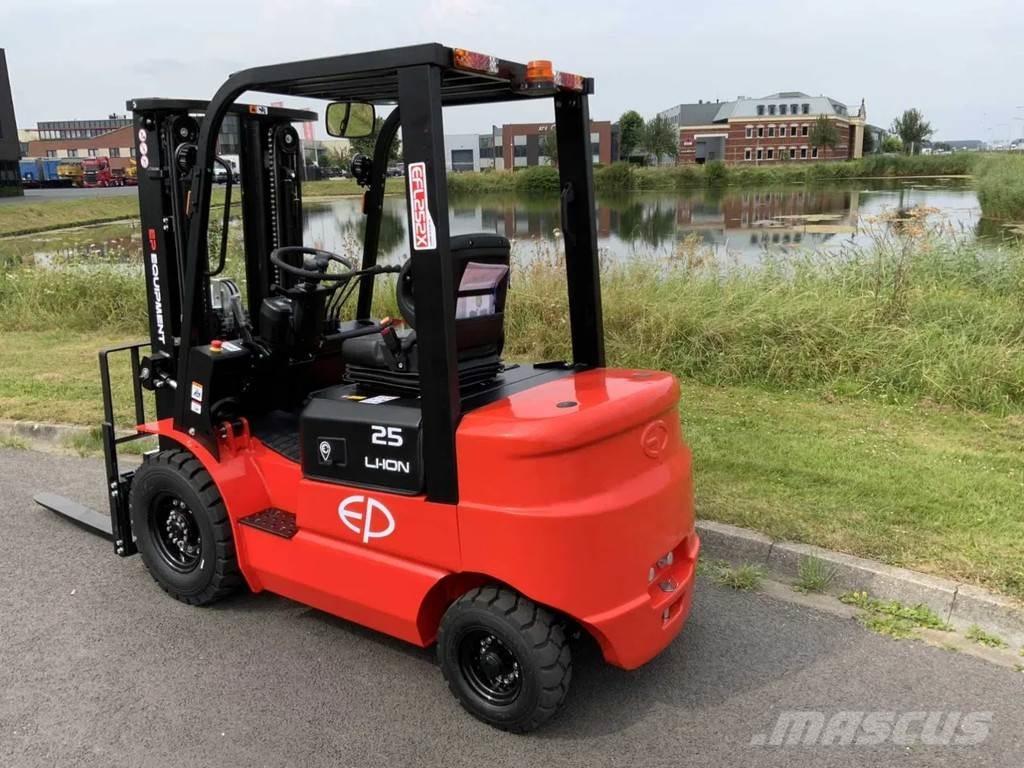 EP EFL 252 XS Электропогрузчики